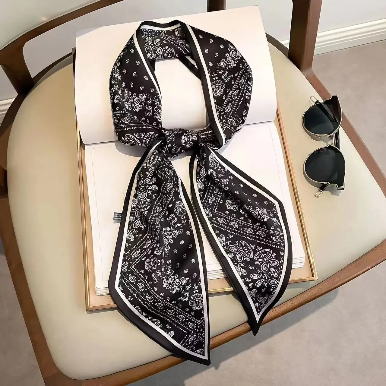 Design Print Skinny Scarf Plai - Women Bags Branded ulasan dan harga